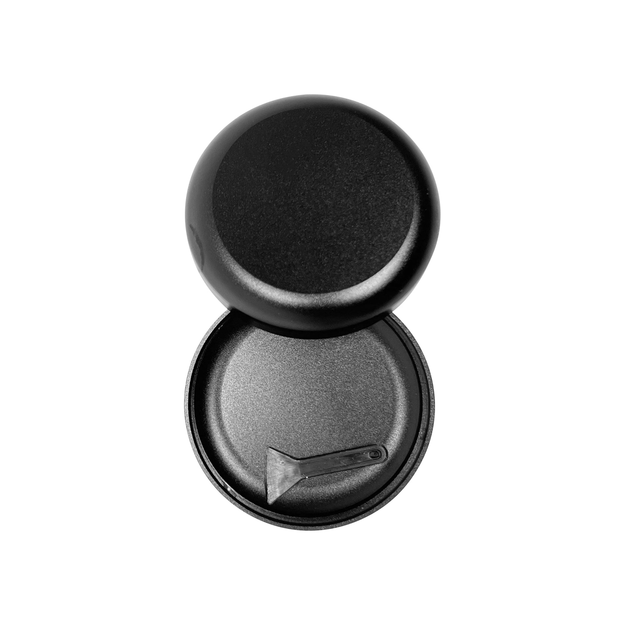 CANNAPUCK_SMALL_BLACK_02.jpg
